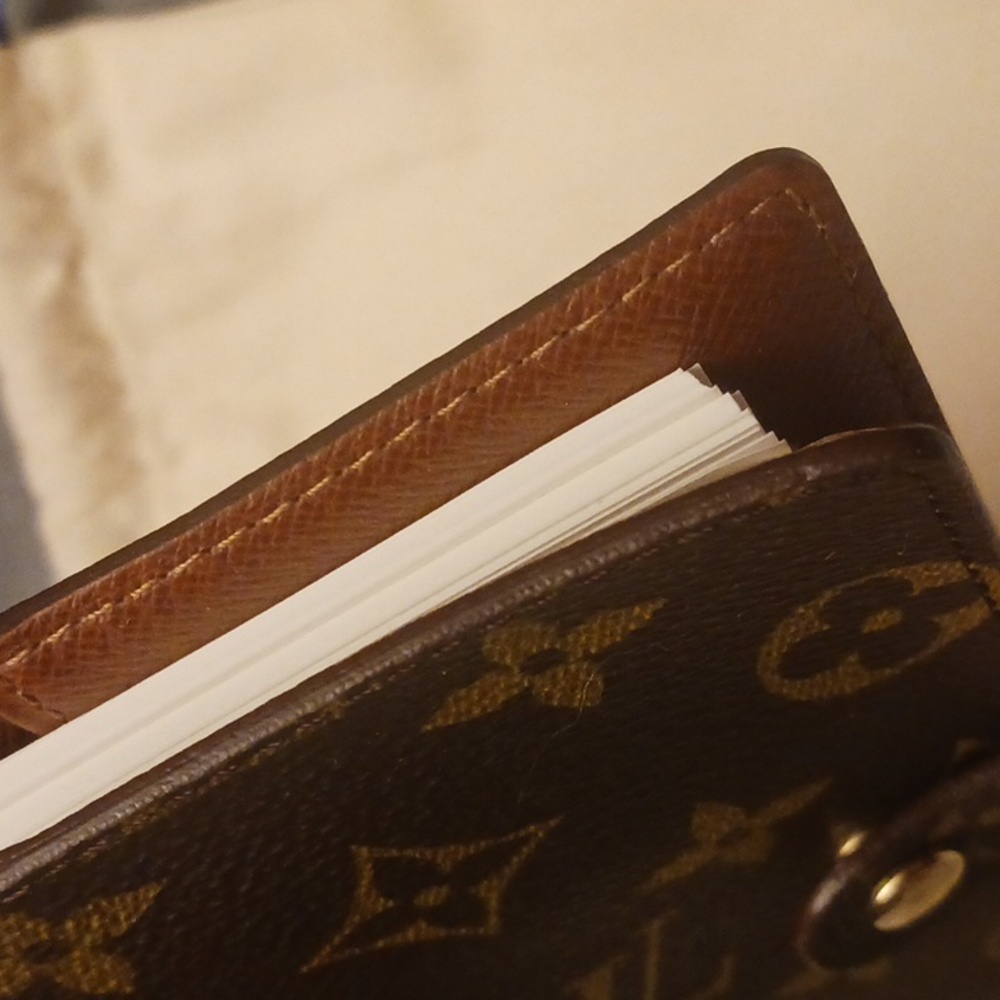 Louis Vuitton PM Monogram Agenda & Dustbag - Picture 8 of 16